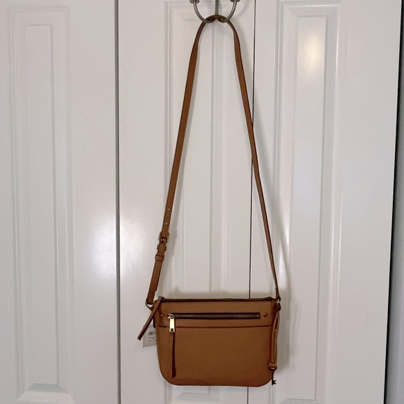 NWT, Fossil, Leather Farrah Crossbody - Picture 5 of 7